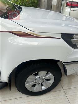 تويوتا هايلوكس